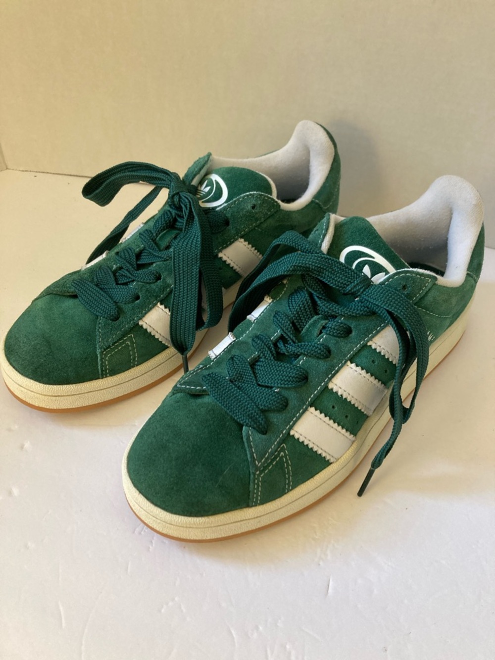 Adidas mens Campus 00 Green Suede Lace-Up Sneakers with White Stripes size 8